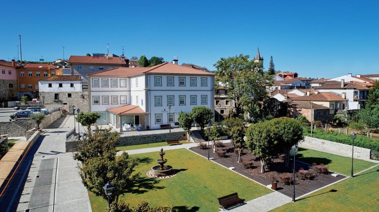 Hotel Fonte Velha Ponte da Barca Exteriör bild